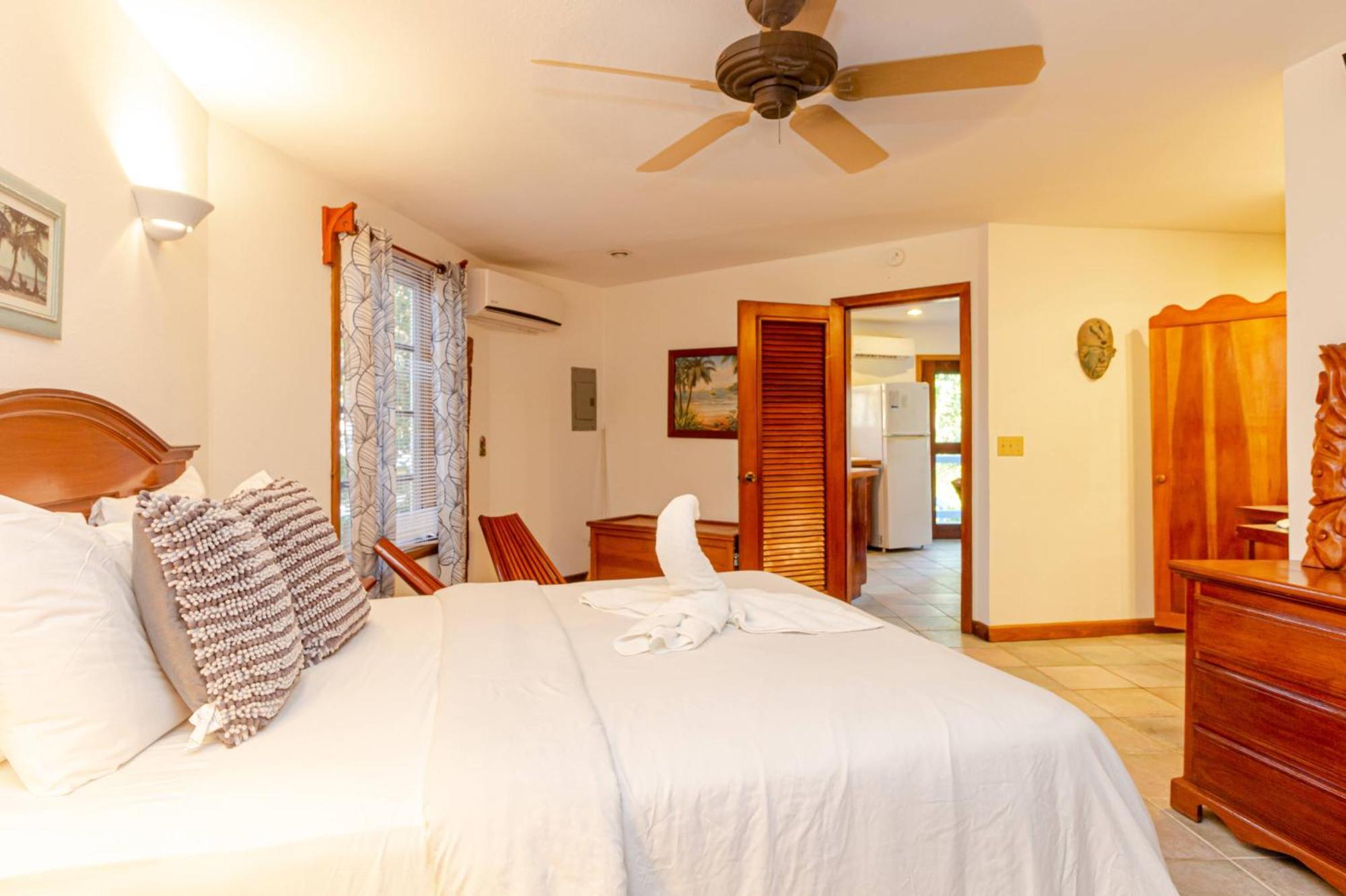 White Sands Cove San Pedro  Room photo