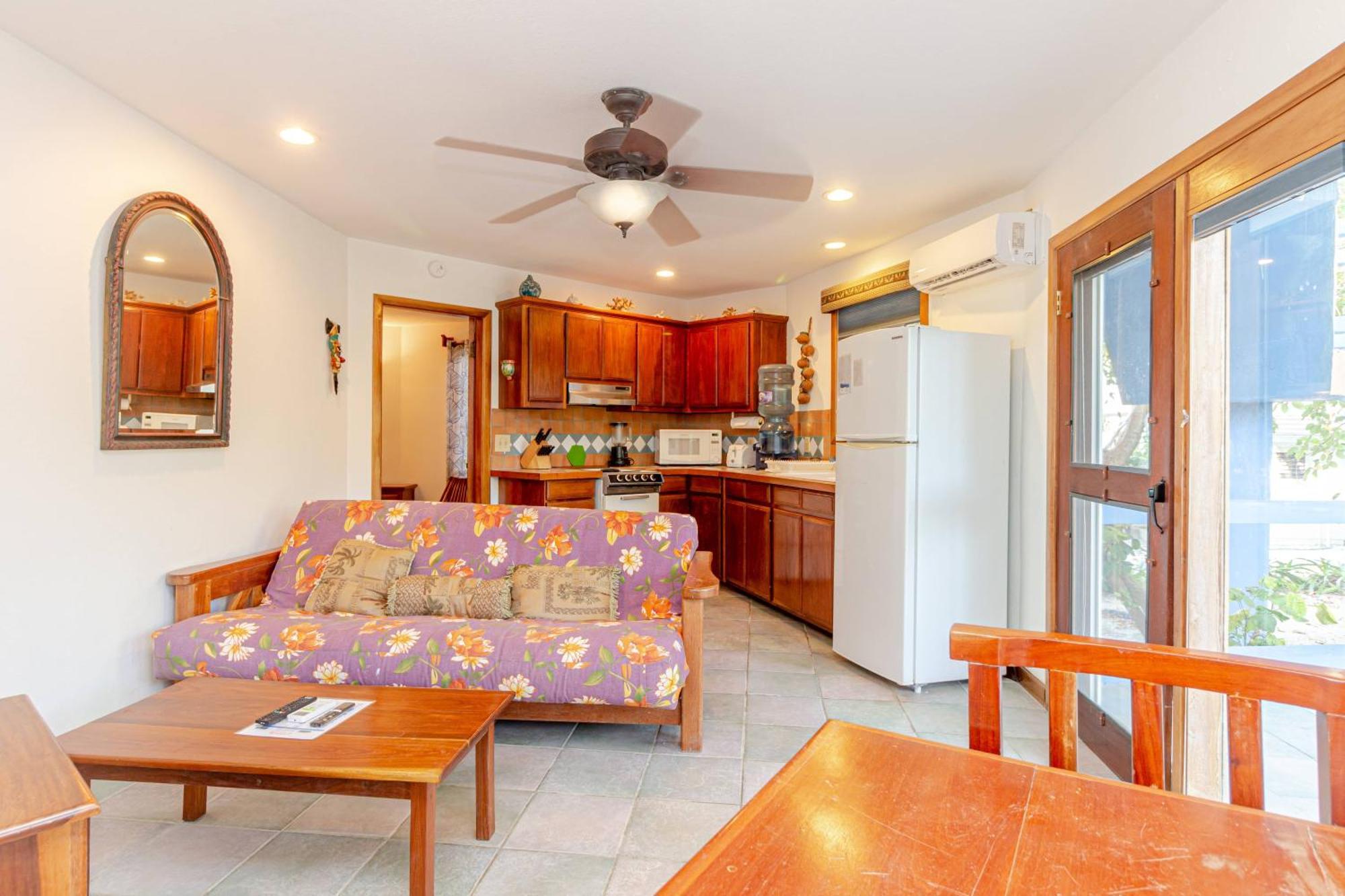 White Sands Cove San Pedro  Room photo
